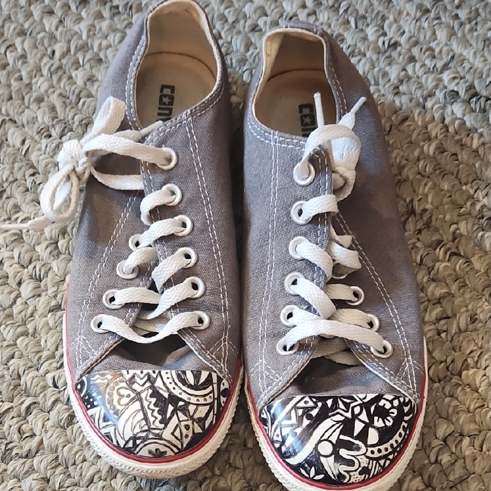 Converse Gray Canvas Sneakers Sz 7